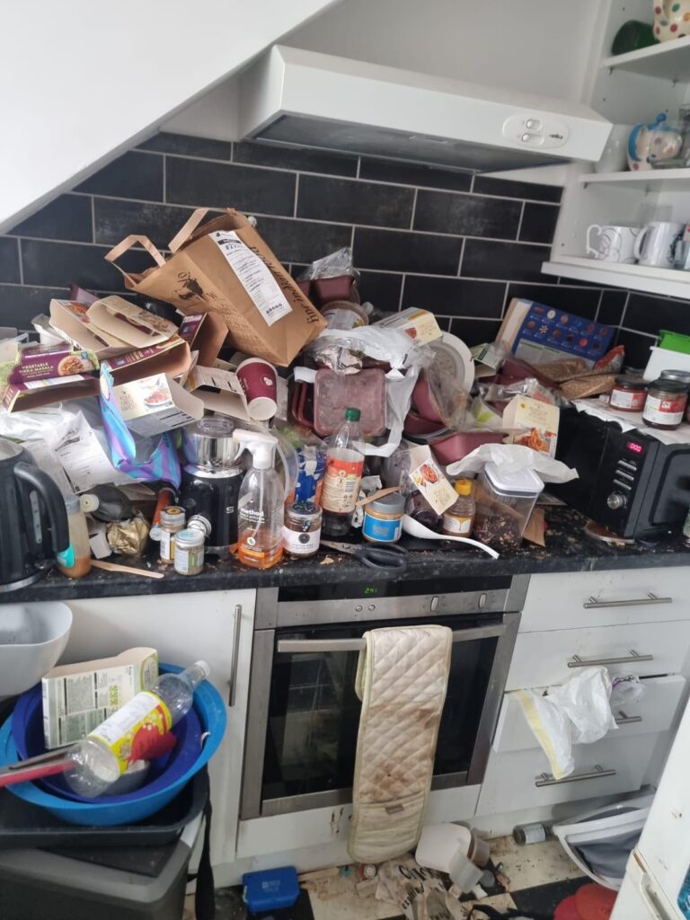 Extreme house clearance before: Second Case Study - Kitchen
